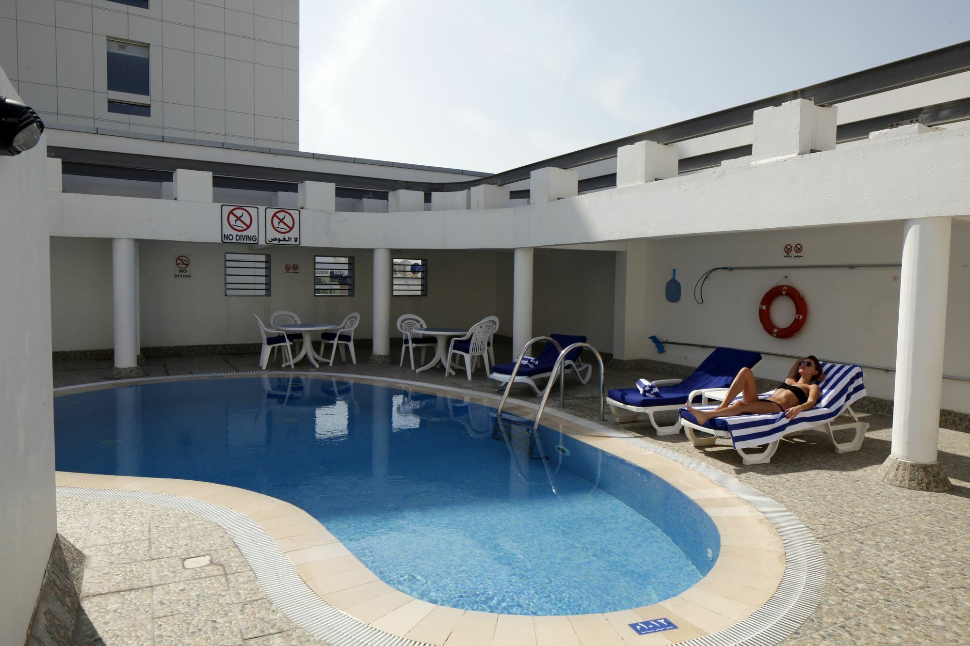 Avari Hotel Apartments - Al Barsha Dubaj Kültér fotó